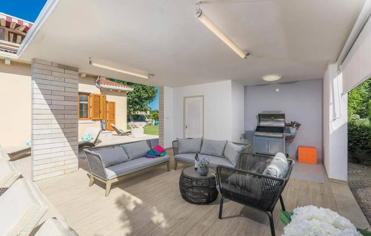 Rosa Villa Labin  0*, Labin (Istria)