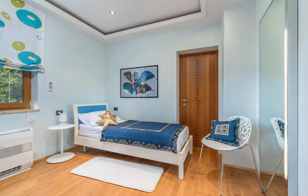Rosa Villa Labin  0*, Labin (Istria)
